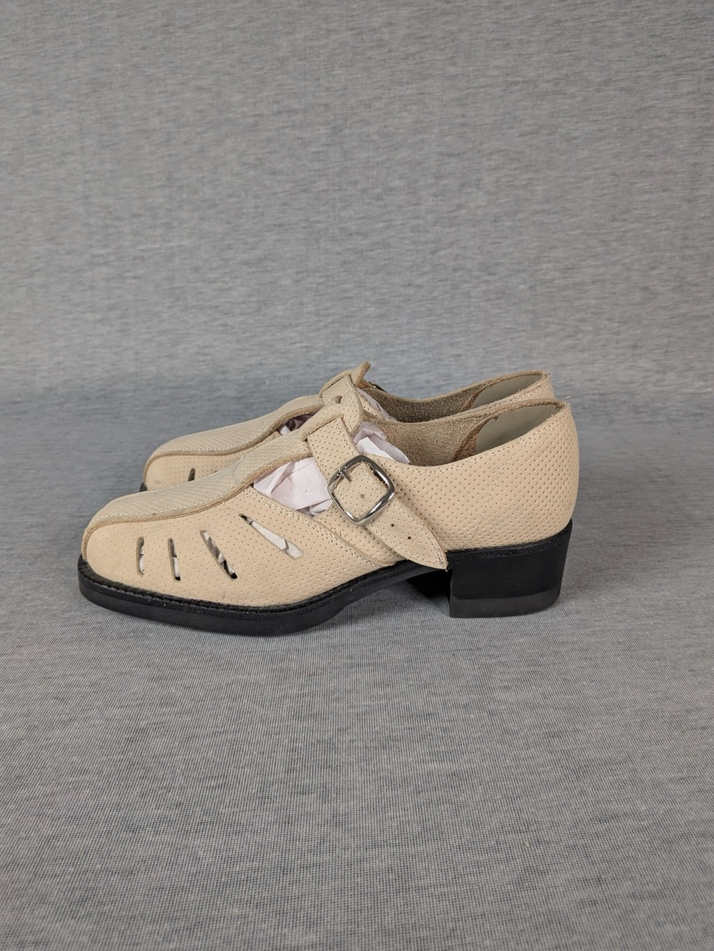 Made in 🇨🇦 Vintage Roots T-Strap Mary Jane Clog - Picture 4 of 16